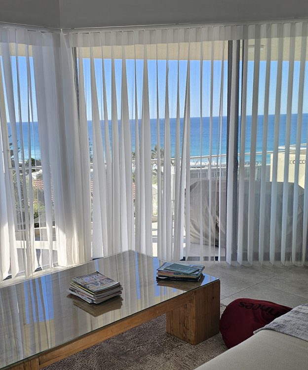 HERO_curtains_20240617_122233 Dermott